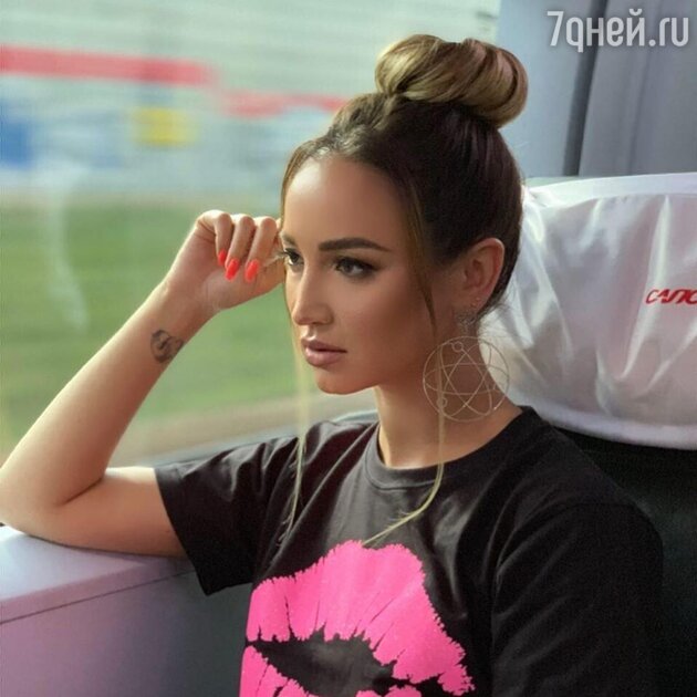 Ольга Бузова Ольга Бузова