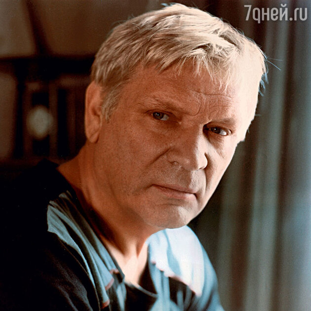 Петр Вельяминов. Кадр из фильма «Знаю только я» Петр Вельяминов. Кадр из фильма «Знаю только я»