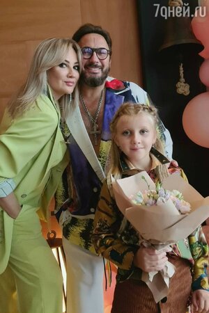 Стас Михайлов с женой Инной и дочкой Марией — фото Стас Михайлов с женой Инной и дочкой Марией — фото