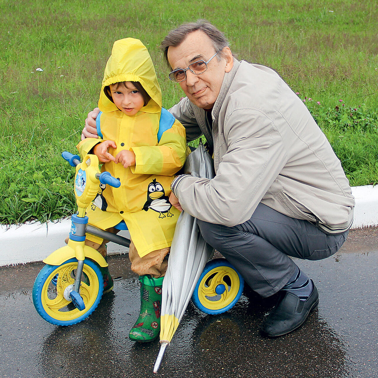 Георгий Тараторкин с внуком