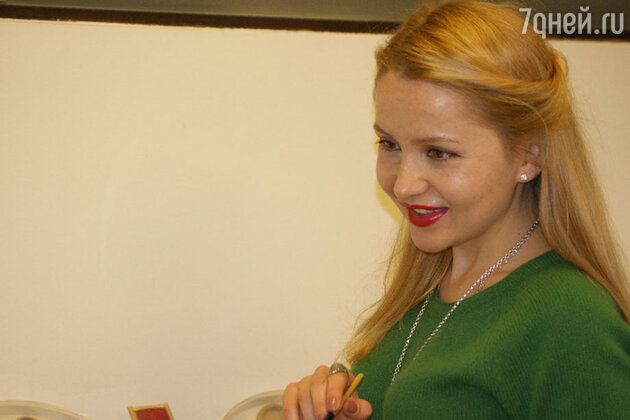 Визажист Елена Минина Визажист Елена Минина