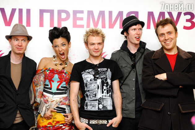 Участники канадской группы «Sum 41» Участники канадской группы «Sum 41»