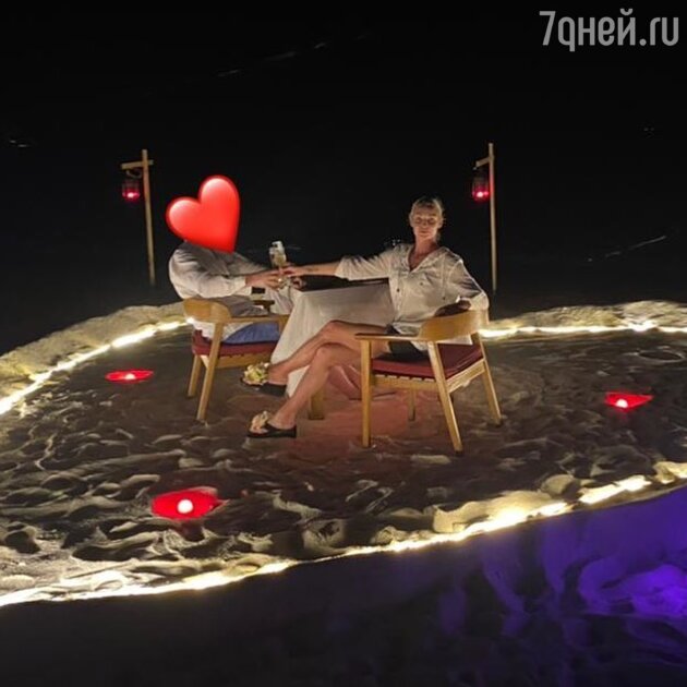 Анастасия Волочкова с возлюбленным на Мальдивах Анастасия Волочкова с возлюбленным на Мальдивах