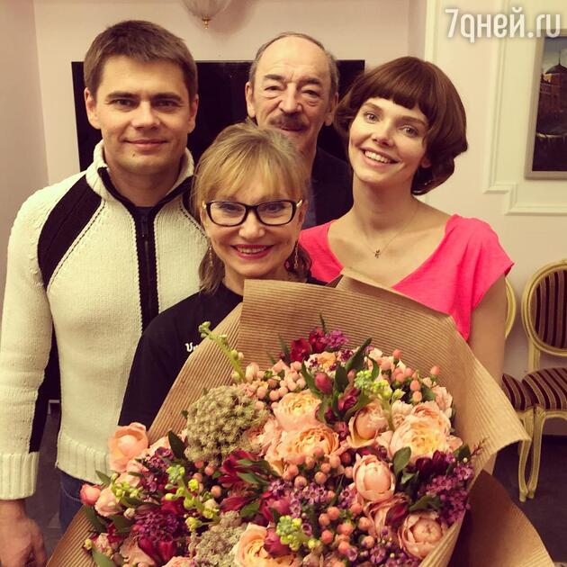 Михаил Боярский и Лариса Луппиан с детьми: Сергеем и Елизаветой Михаил Боярский и Лариса Луппиан с детьми: Сергеем и Елизаветой