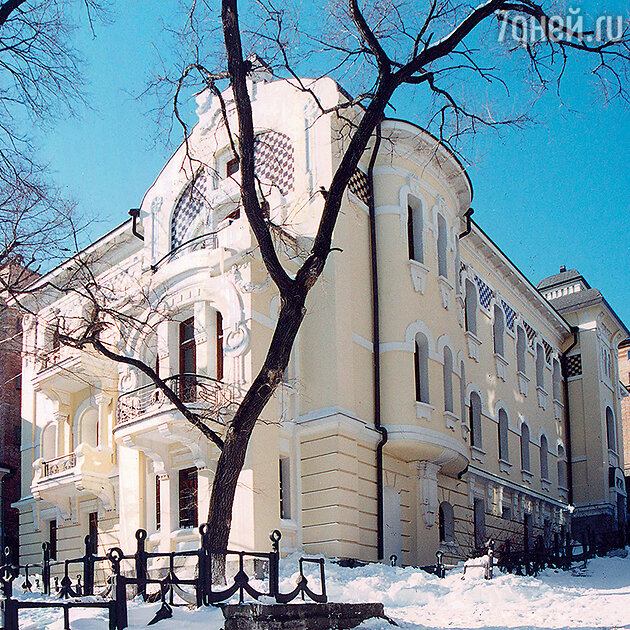 Особняк на Алеутской улице Особняк на Алеутской улице
