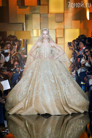 Показ Elie Saab Показ Elie Saab