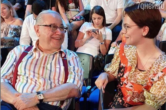 Евгений Петросян и Татьяна Брухунова Евгений Петросян и Татьяна Брухунова