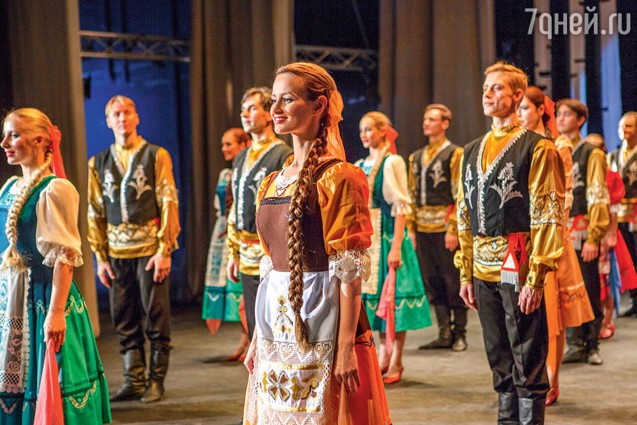 Алена Коломина