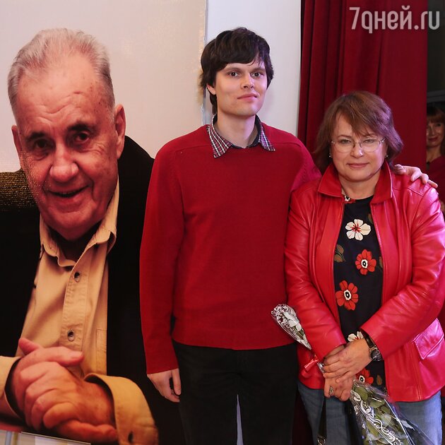 Дочь Эльдара Рязанов Ольга и внук Дмитрий Дочь Эльдара Рязанов Ольга и внук Дмитрий