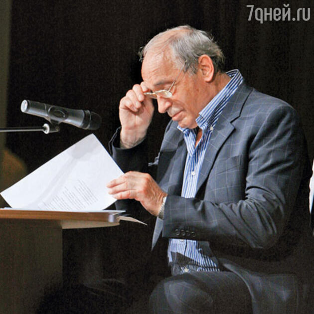 Валентин Гафт читает свою пьесу Валентин Гафт читает свою пьесу