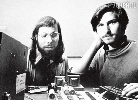    ,          ,     .     Apple.   . 1976 .