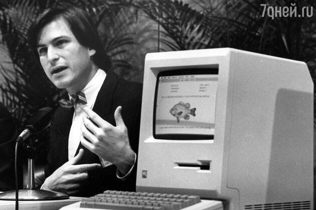 Вместо того чтобы сделать «Macintosh» хорошим или конкурентоспособным компьютером, Джобс сделал его легендарным. 1984 г. Вместо того чтобы сделать «Macintosh» хорошим или конкурентоспособным компьютером, Джобс сделал его легендарным. 1984 г.