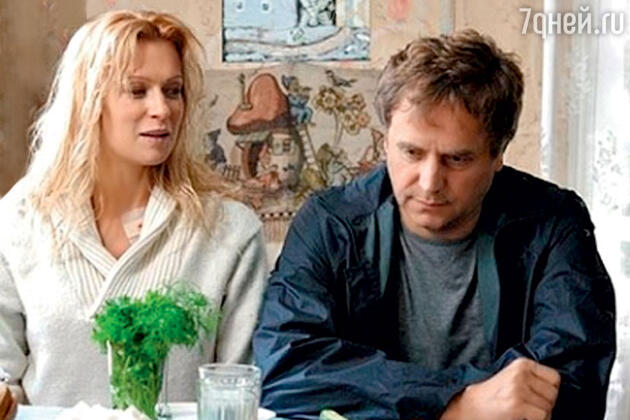 С Олесей Судзиловской в сериале «Личные обстоятельства». 2012 г. С Олесей Судзиловской в сериале «Личные обстоятельства». 2012 г.