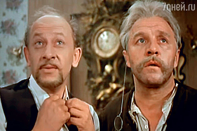 Евгений Евстигнеев с Михаилом Ульяновым в фильме «Бег». 1970 г. Евгений Евстигнеев с Михаилом Ульяновым в фильме «Бег». 1970 г.