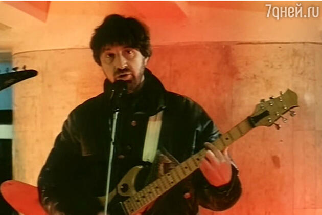 В роли Алика в фильме «Перекресток», 1989 год В роли Алика в фильме «Перекресток», 1989 год