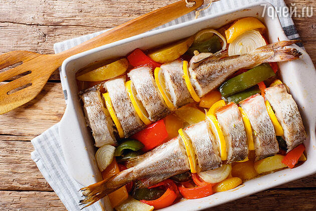 Треска, запеченная с овощами Треска, запеченная с овощами
