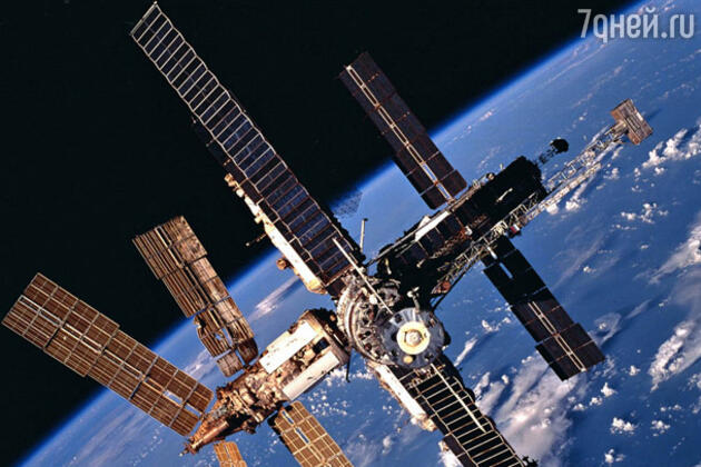 Документальный цикл «Наш космос» Документальный цикл «Наш космос»