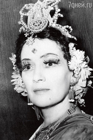 Мама Татьяна Ильинична, ведущая актриса Центрального детского театра. 1968 г. Мама Татьяна Ильинична, ведущая актриса Центрального детского театра. 1968 г.