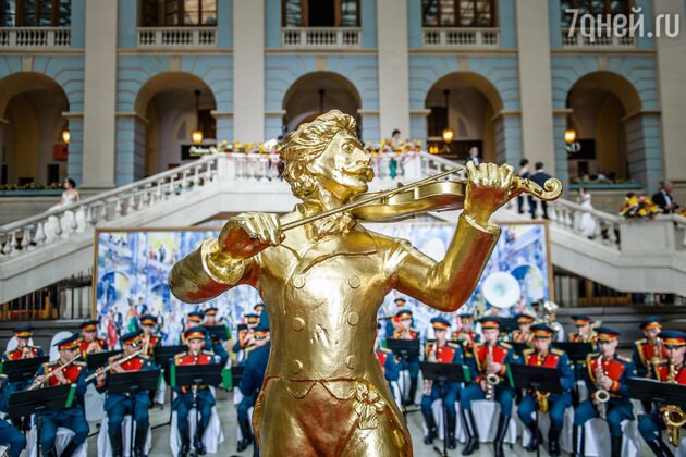 На Венском балу в Москве На Венском балу в Москве
