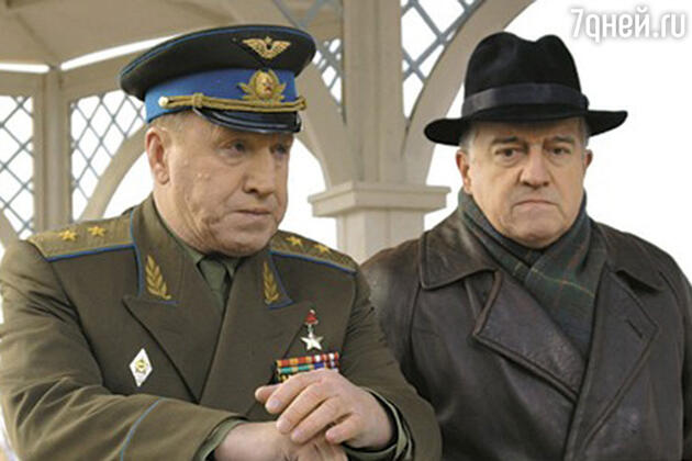 Академик Сергей Королев — Михаил Филиппов (справа) Академик Сергей Королев — Михаил Филиппов (справа)
