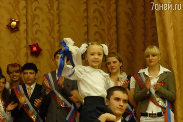 Актриса Катя Старшова Актриса Катя Старшова