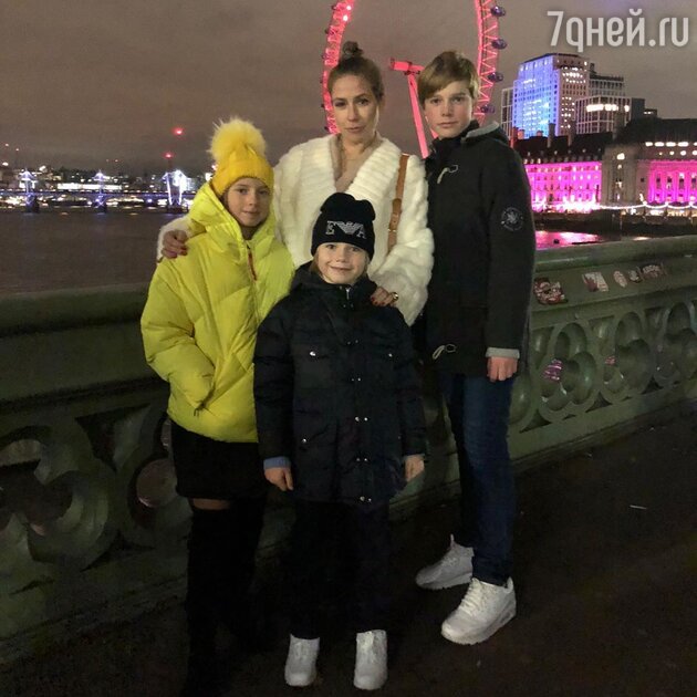 Юлия Барановская с детьми Юлия Барановская с детьми