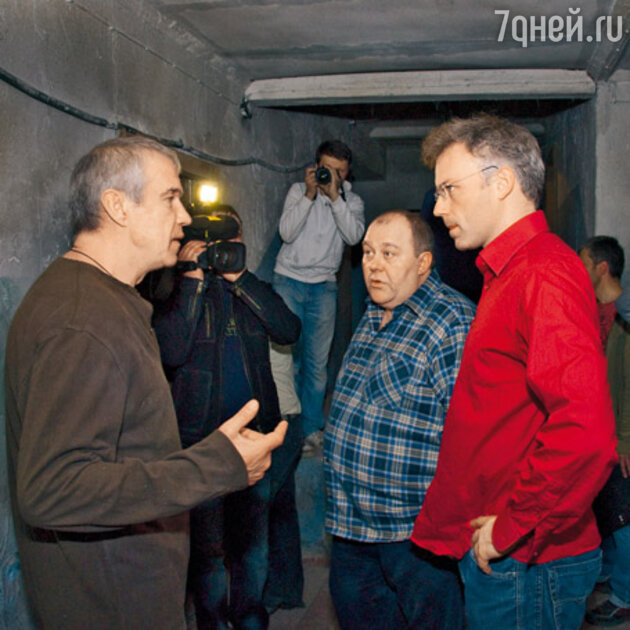 Актеры Сергей Гармаш и Владимир Гусев с режиссером-ирландцем Джонни О’Райлли Актеры Сергей Гармаш и Владимир Гусев с режиссером-ирландцем Джонни О’Райлли