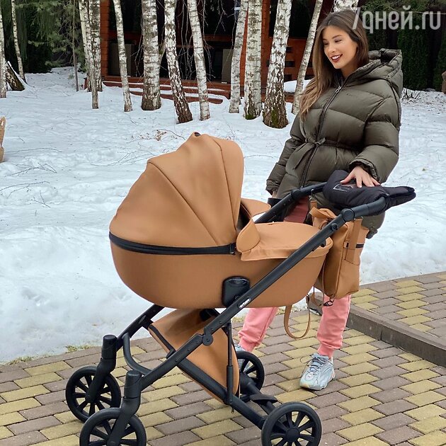 Кети Топурия с новорожденным сыном Кети Топурия с новорожденным сыном