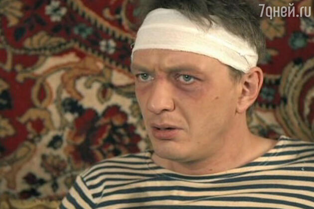 Марат Башаров в фильме «Назад в СССР» Марат Башаров в фильме «Назад в СССР»