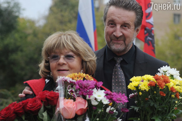 Алла Сурикова и Леонид Ярмольник Алла Сурикова и Леонид Ярмольник