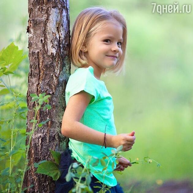 Дочка Тимати — Алиса Дочка Тимати — Алиса