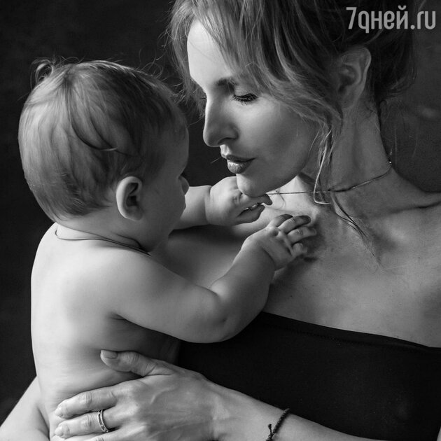 Софья Каштанова с сыном Джорджем Софья Каштанова с сыном Джорджем
