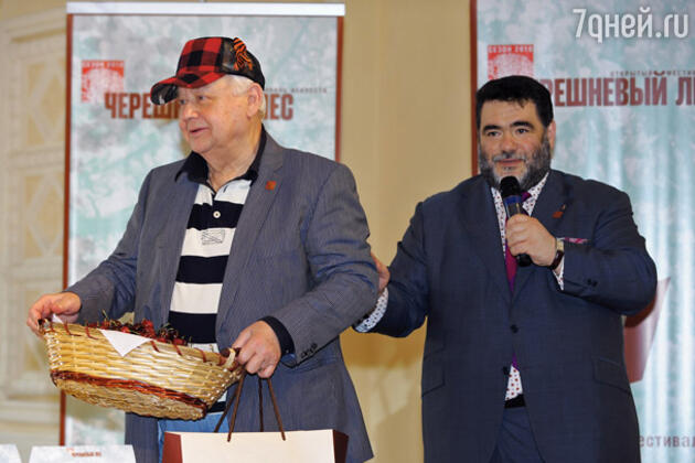 Михаил Куснирович, Олег Табаков Михаил Куснирович, Олег Табаков