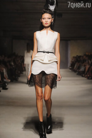 Коллекция haute couture, получившая название «Brick Lane» Коллекция haute couture, получившая название «Brick Lane»