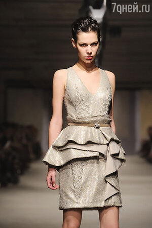 Коллекция haute couture, получившая название «Brick Lane» Коллекция haute couture, получившая название «Brick Lane»