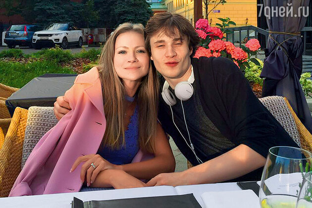 Мария Миронова и Алексей Смирнов Мария Миронова и Алексей Смирнов