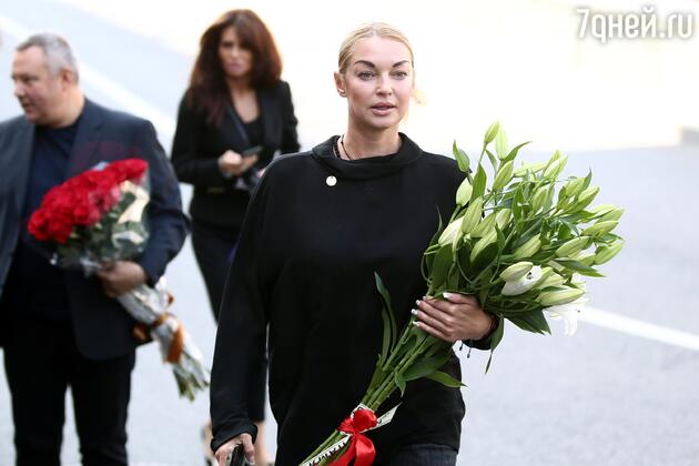 Анастасия Волочкова Анастасия Волочкова