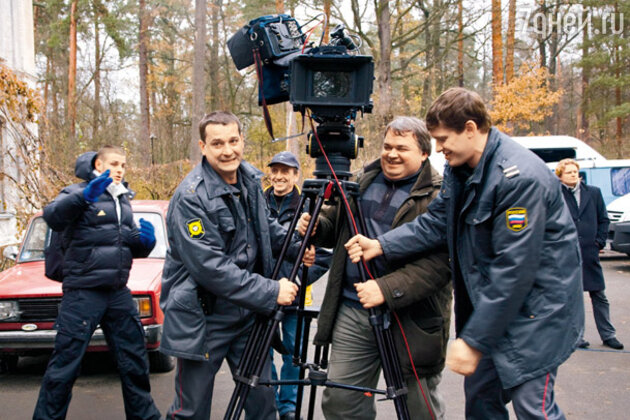 На съемочной площадке сериала «Гарлем» На съемочной площадке сериала «Гарлем»