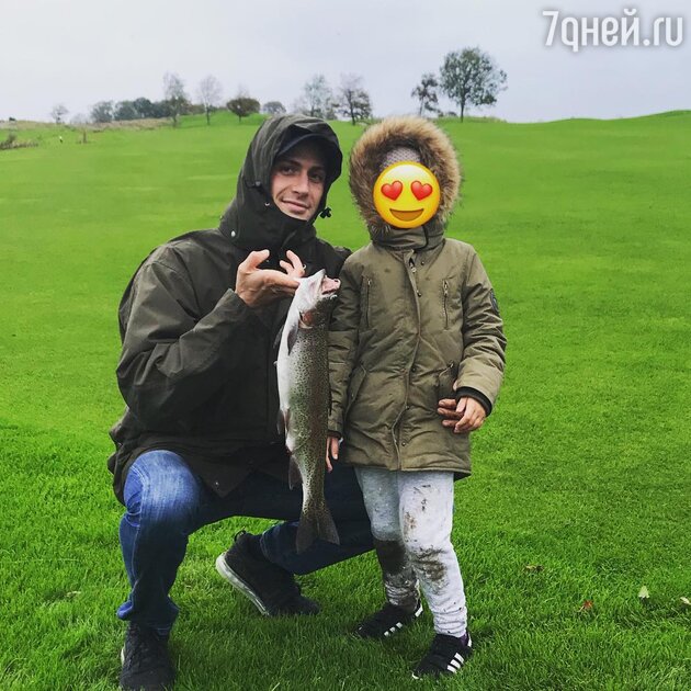 Алекс Смерфит с дочкой Анджелиной Алекс Смерфит с дочкой Анджелиной