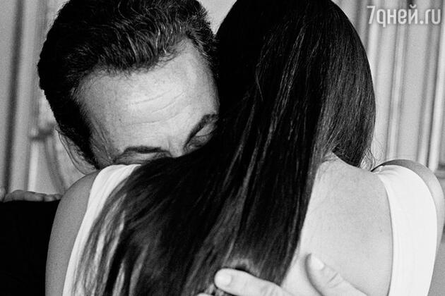 Николя Саркози и Карла Бруни. Фотовыставка актера Венсана Переса «От Владивостока до Парижа» Николя Саркози и Карла Бруни. Фотовыставка актера Венсана Переса «От Владивостока до Парижа»