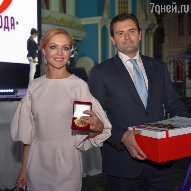 Ирина Сашина с мужем Ирина Сашина с мужем
