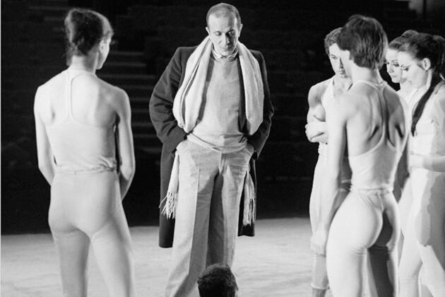 Ролан Пети на репетиции балета «Септентрион», 1978 г. Ролан Пети на репетиции балета «Септентрион», 1978 г.
