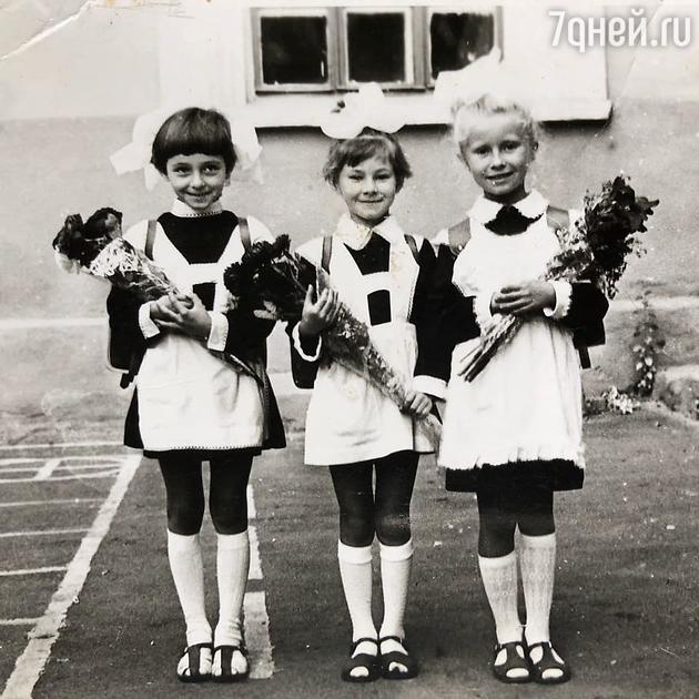Татьяна Навка с подругами Татьяна Навка с подругами