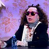 Потолстевшая Жанна Агузарова продемонстрировала новые пластические операции Потолстевшая Жанна Агузарова продемонстрировала новые пластические операции