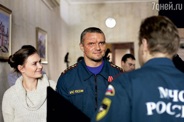 Героиня Марии Машковой влюбляется в своего спасителя (Владимир Епифанцев) Героиня Марии Машковой влюбляется в своего спасителя (Владимир Епифанцев)