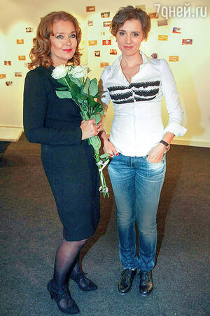 Ирина Алферова с дочерью Ксенией Алферовой. 2011 г. Ирина Алферова с дочерью Ксенией Алферовой. 2011 г.
