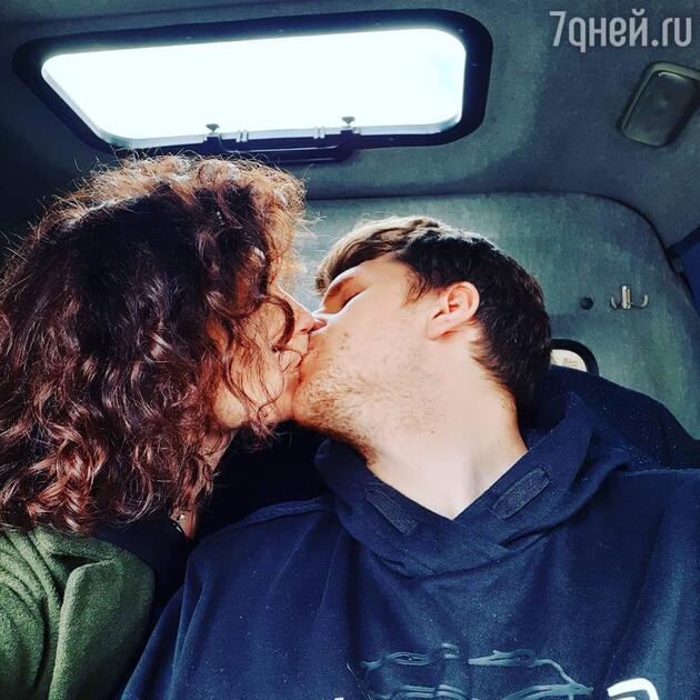 Мария Михалкова с возлюбленным Никитой Мария Михалкова с возлюбленным Никитой