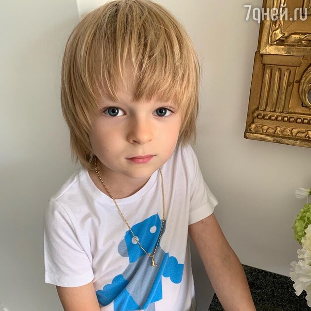 Саша Плющенко Саша Плющенко