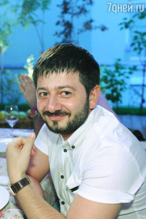 Михаил Галустян Михаил Галустян