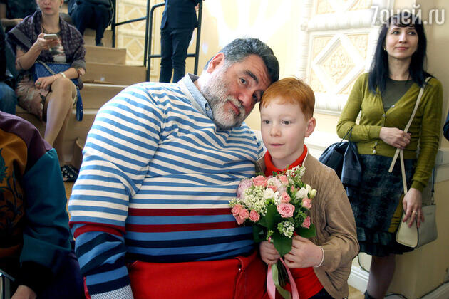 Михаил Куснирович с младшим сыном 7-летним Марком Михаил Куснирович с младшим сыном 7-летним Марком